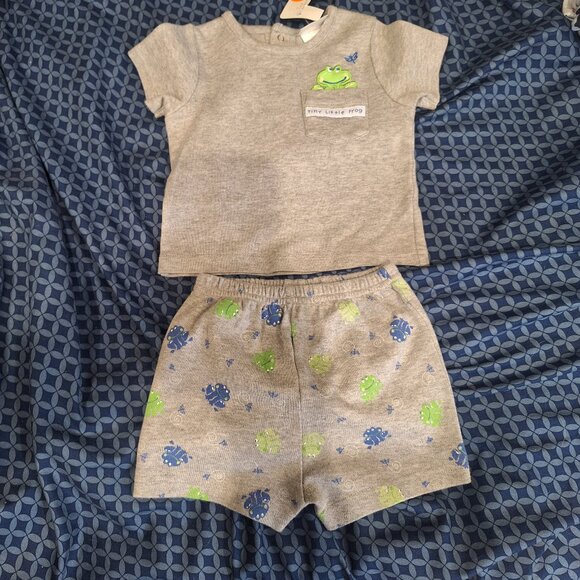 tiny little frog boy 2 piece pajamas - Picture 1 of 8
